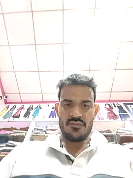 Snapshot of absoluteright chatting on 12.14.24 absoluteright online show from 12.14.24