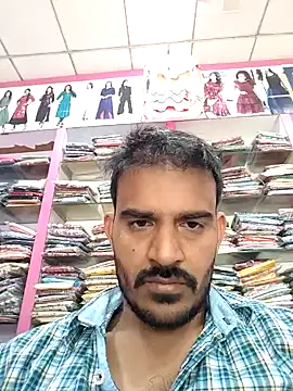 Snapshot of absoluteright chatting on 12.18.24 absoluteright online show from 12.18.24