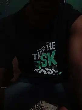 Snapshot of SahilBBC-0 chatting on 11.12.25 SahilBBC-0 online show from 11.12.25