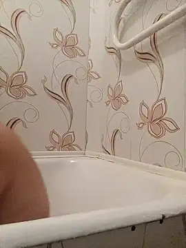 NicoleOlla online show from 01.28.25
