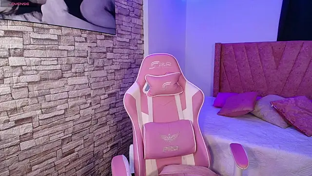 RachelStein online show from 10.10.25