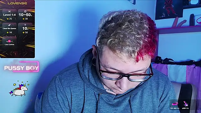 Snapshot of princeFtm chatting on 01.05.25 princeFtm online show from 01.05.25