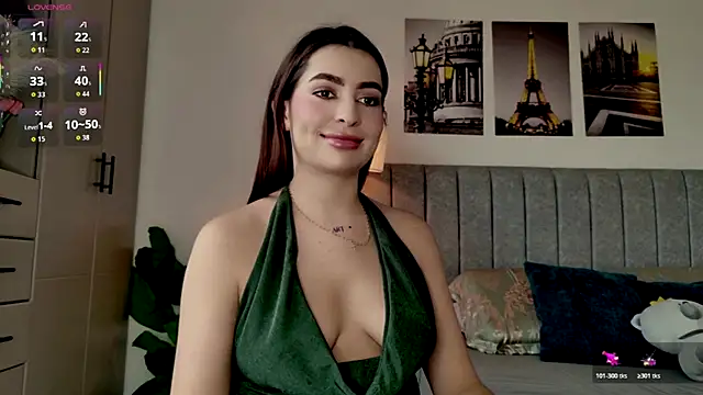 Snapshot of caralella chatting on 05.24.26 caralella online show from 05.24.26