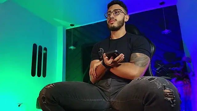 Liam Kleiin online show from 04.02.26