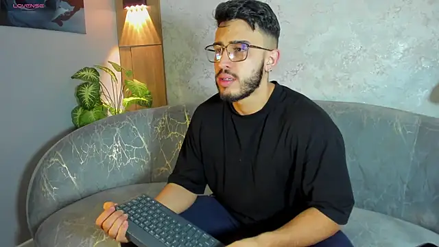 Liam Kleiin online show from 07.06.26