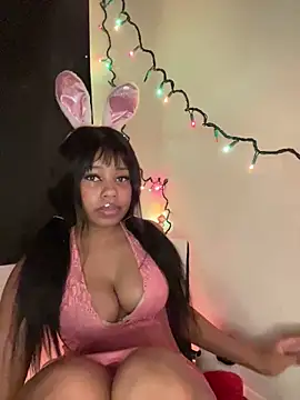 lovekaylaa online show from 10.29.25