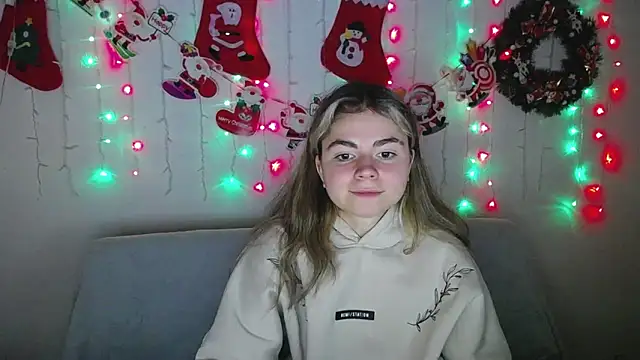 TinaRedly online show from 12.14.24