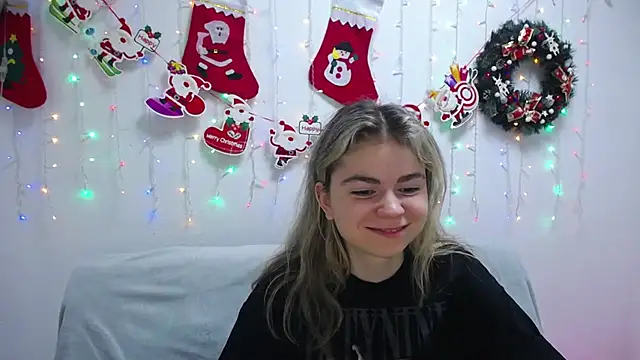 TinaRedly online show from 12.17.24