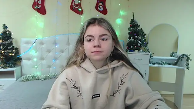 TinaRedly online show from 12.21.24