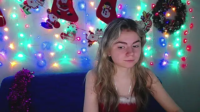 TinaRedly online show from 12.25.24