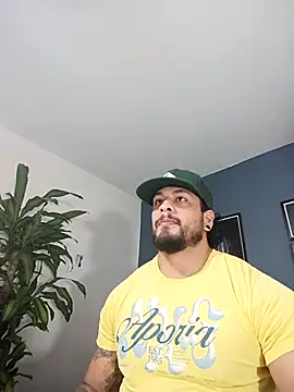 Snapshot of SilvaBranko chatting on 10.03.25 SilvaBranko online show from 10.03.25