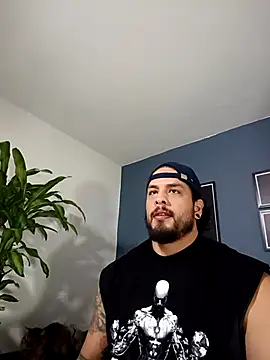 Snapshot of SilvaBranko chatting on 10.09.25 SilvaBranko online show from 10.09.25