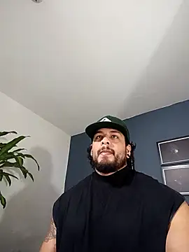 Snapshot of SilvaBranko chatting on 10.13.25 SilvaBranko online show from 10.13.25