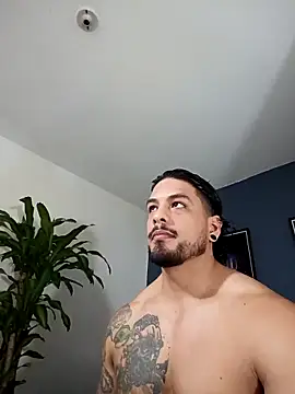 Snapshot of SilvaBranko chatting on 10.15.25 SilvaBranko online show from 10.15.25