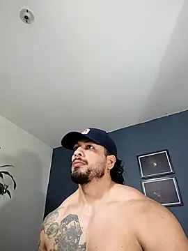 Snapshot of SilvaBranko chatting on 10.29.25 SilvaBranko online show from 10.29.25