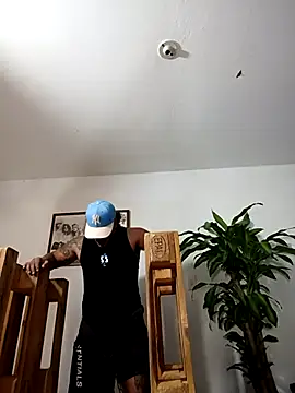 Snapshot of SilvaBranko chatting on 11.19.25 SilvaBranko online show from 11.19.25