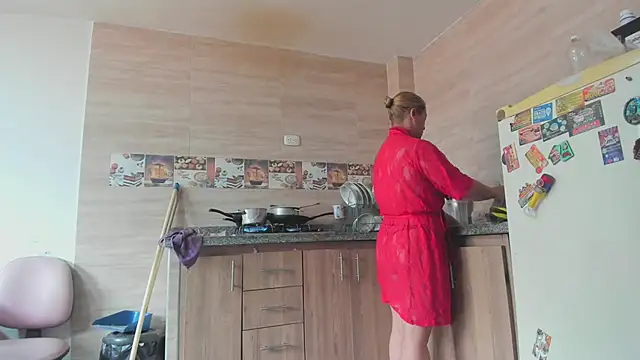 Snapshot of hotandfierylatinos2023 chatting on 02.20.25 hotandfierylatinos2023 online show from 02.20.25