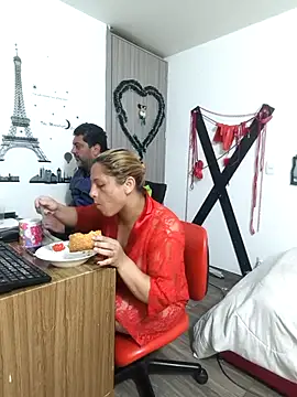 Snapshot of hotandfierylatinos2023 chatting on 09.09.25 hotandfierylatinos2023 online show from 09.09.25