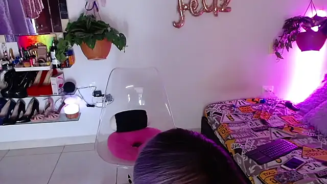 Laveneno ortiz07 online show from 11.18.25