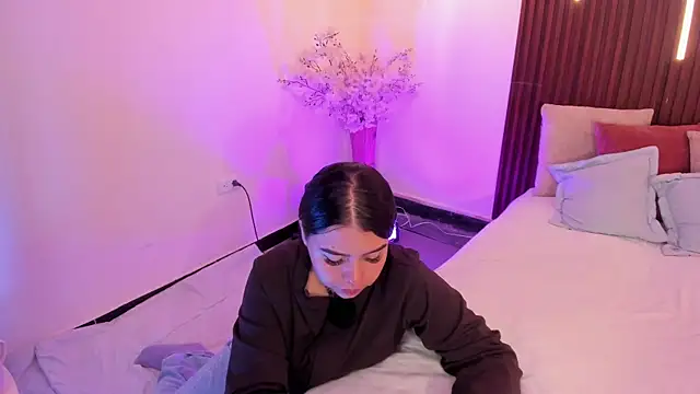 ArianaBaker online show from 02.24.26