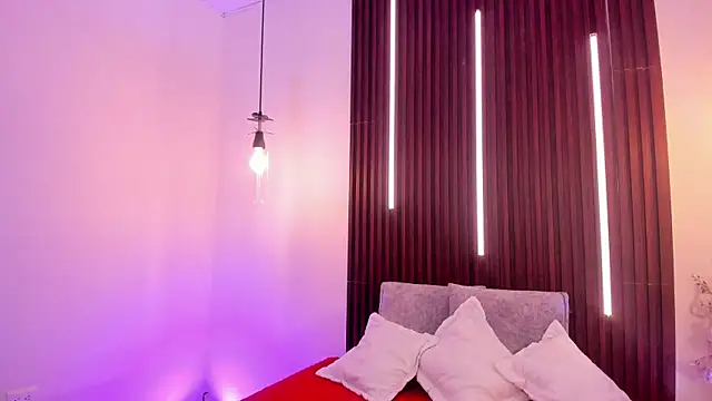 ArianaBaker online show from 04.01.26