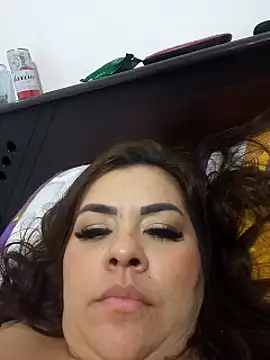 Snapshot of lola__sweetx chatting on 01.22.25 lola sweetx online show from 01.22.25