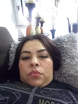 Snapshot of lola__sweetx chatting on 03.22.25 lola sweetx online show from 03.22.25