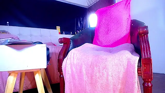 bellatrixx 69 online show from 09.24.25