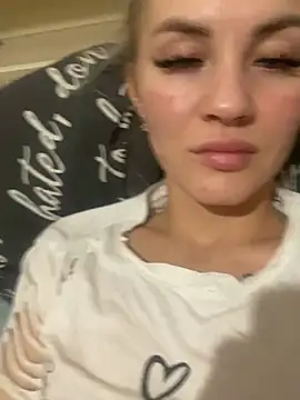 DreamGirl-777 online show from 02.01.25