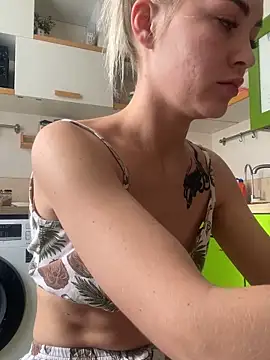 DreamGirl-777 online show from 10.06.25