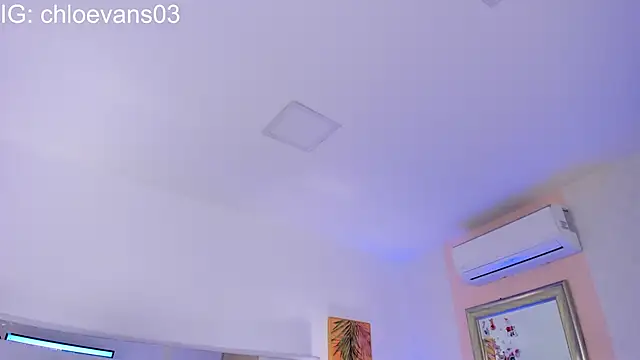 Chloe evans   online show from 12.19.25