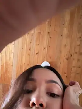 Snapshot of lovefresita chatting on 10.10.25 lovefresita online show from 10.10.25