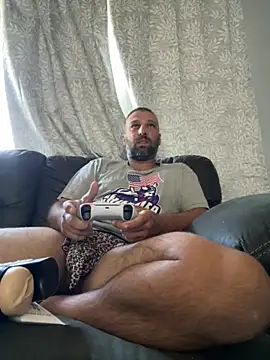 ryand12804 online show from 10.06.25