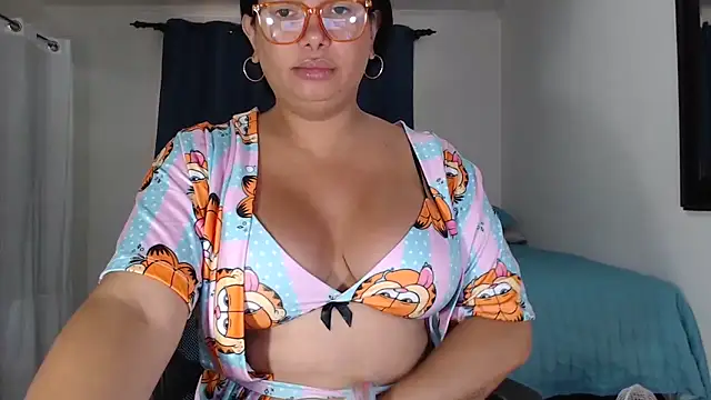 Snapshot of flowerdirtty chatting on 09.11.25 flowerdirtty online show from 09.11.25