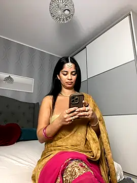  adelle online show from 11.15.25