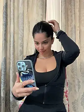  adelle online show from 02.19.26