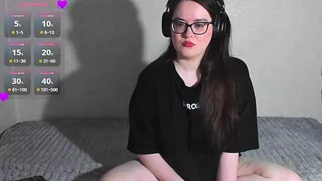 Tinasun4 online show from 01.07.26