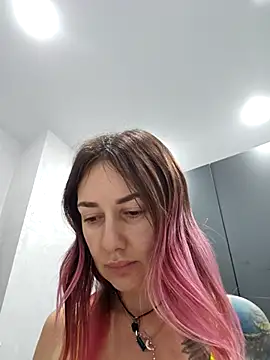 BlueXOwl online show from 10.09.25