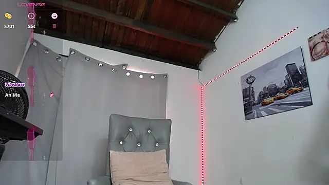 Snapshot of antonella_morgan_19 chatting on 12.29.24 antonella morgan 19 online show from 12.29.24