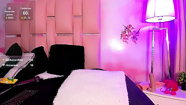 Alexandracamx online show from 12.15.24