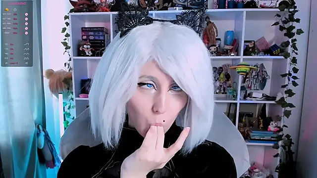 Snapshot of ohclementine chatting on 09.27.25 ohclementine online show from 09.27.25