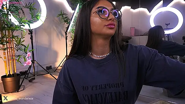 VanessaSimon online show from 01.11.25