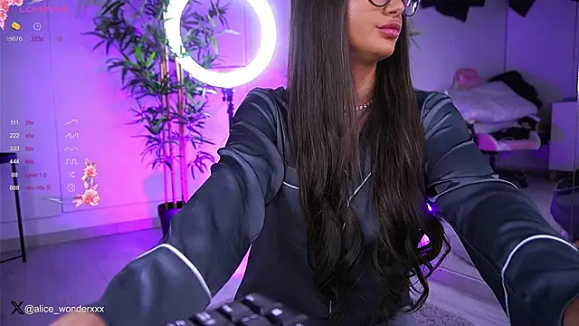 VanessaSimon online show from 01.16.25