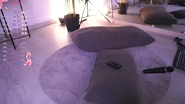 VanessaSimon online show from 02.06.25