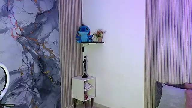 LissaWiild online show from 12.19.25