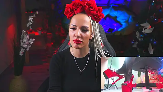 MonicaMaxwel online show from 01.17.25