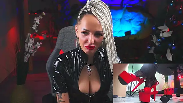 MonicaMaxwel online show from 01.17.25