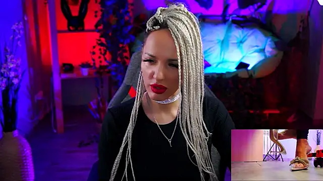 MonicaMaxwel online show from 01.27.25
