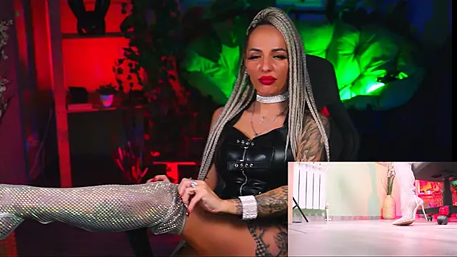 MonicaMaxwel online show from 01.29.25
