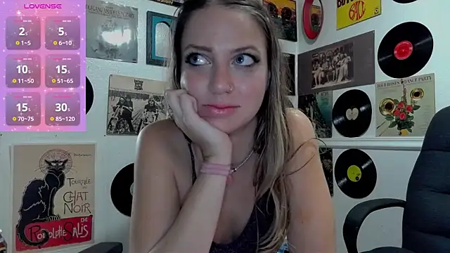 molly witha chance online show from 01.11.25